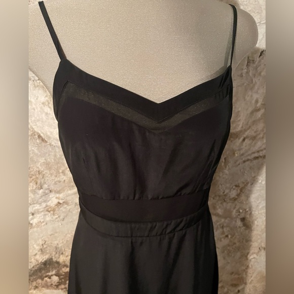 P J K Dress - Picture 3 of 6